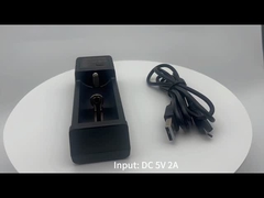 Ładowarka do akumulatorów litowo-jonowych 18650