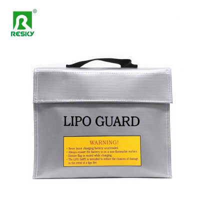 kupować Czarny Srebro Czerwony Kolor Ognioodporny Wybuchoodporny RC Lipo Bateria Bezpieczny worek do ładowania 65X180X240mm produkcja online